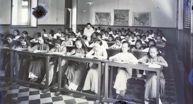 Nữ sinh Sài Gòn – Gia Long xưa đẹp mê hoặc lòng người với hình ảnh áo dài tím - Ảnh 4.