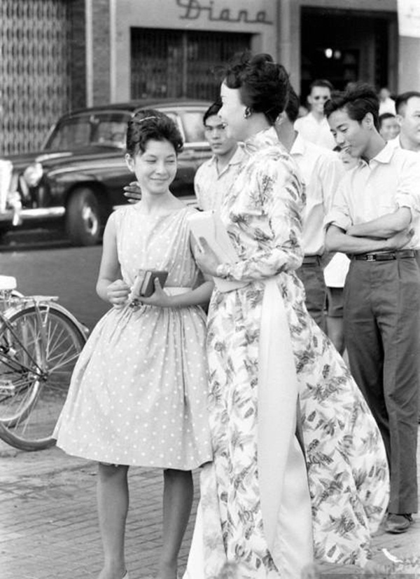 Hơn nửa thế kỷ trước, phụ nữ Sài Gòn đã mặc chất, chơi sang như thế này cơ mà! - Ảnh 36.