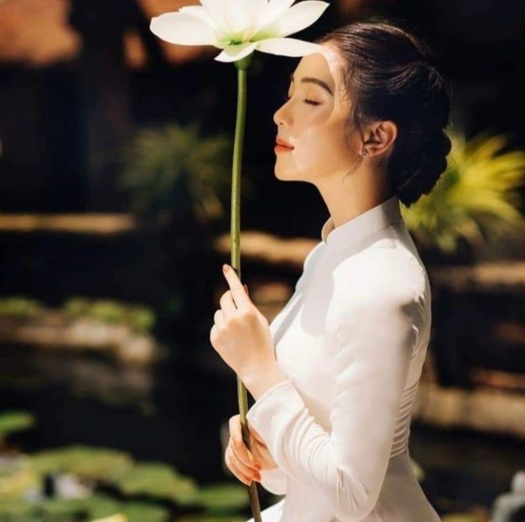 338396724_2439818102859902_932576068656340925_n-1024x1020-2