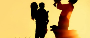 Bỏ vợ cũ vì nghĩ cô vô sinh, 6 năm sau tỷ phú ngã ngửa khi gặp lại cô đi xem diễn binh 30 tháng 4 cùng 2 đứa trẻ giống hệt mình